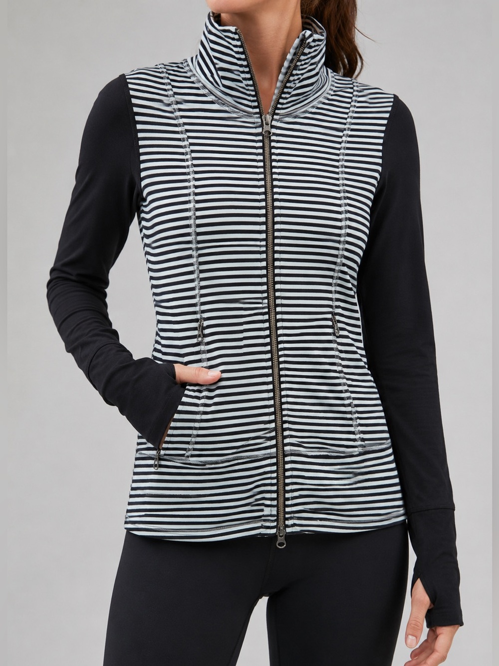 Lululemon Daily Yoga Jacket Sz 4 Mint Moment Stripe Black EUC